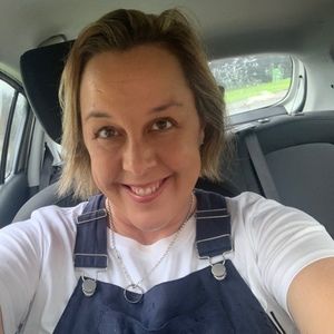 Meet your Posher, Carrie